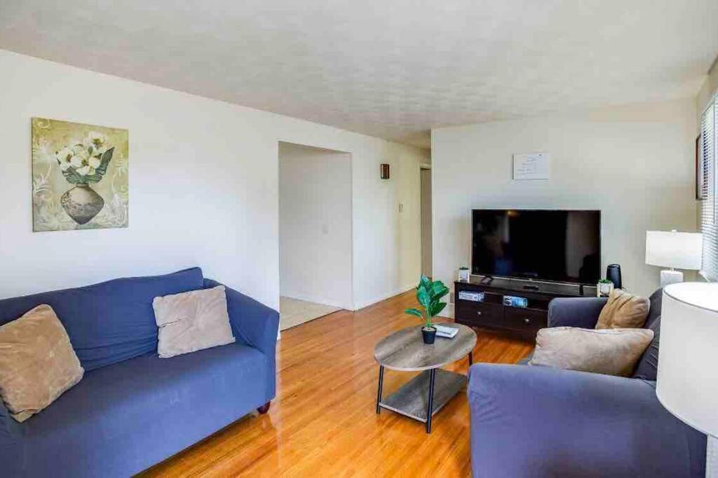 {Hot Tub In Ranch} Mins To Airport/Uofr/Strng/Dwtn Villa Rochester Eksteriør bilde